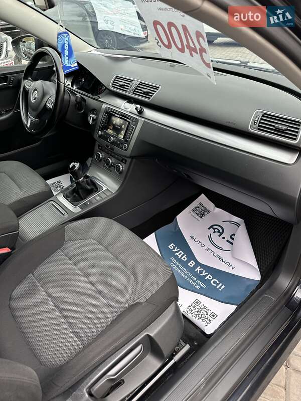 Універсал Volkswagen Passat 2012 в Кривому Розі
