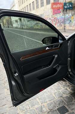 Седан Volkswagen Passat 2016 в 