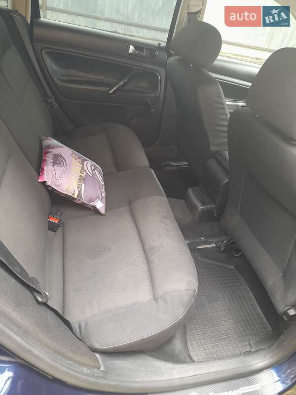 Универсал Volkswagen Passat 2000 в Чигирине