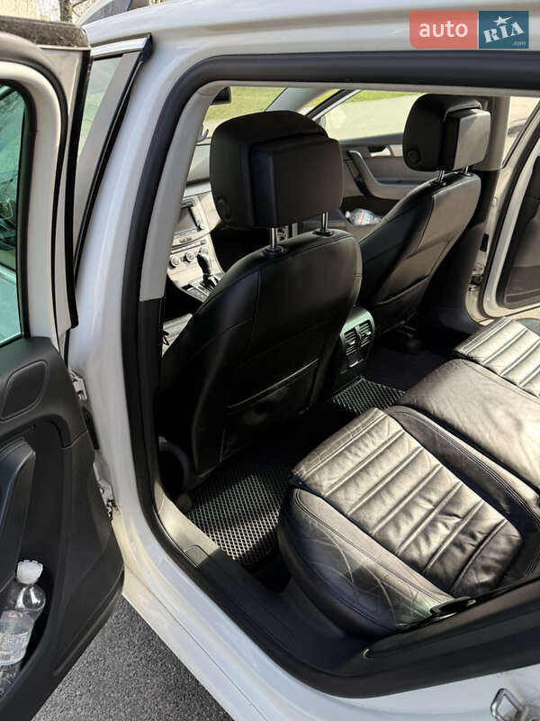 Универсал Volkswagen Passat 2012 в Чернигове