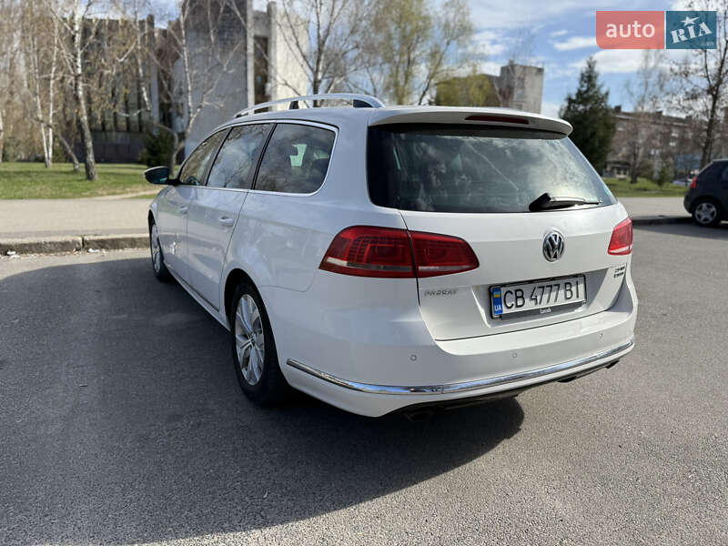 Универсал Volkswagen Passat 2012 в Чернигове