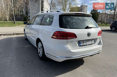 Універсал Volkswagen Passat 2012 в 