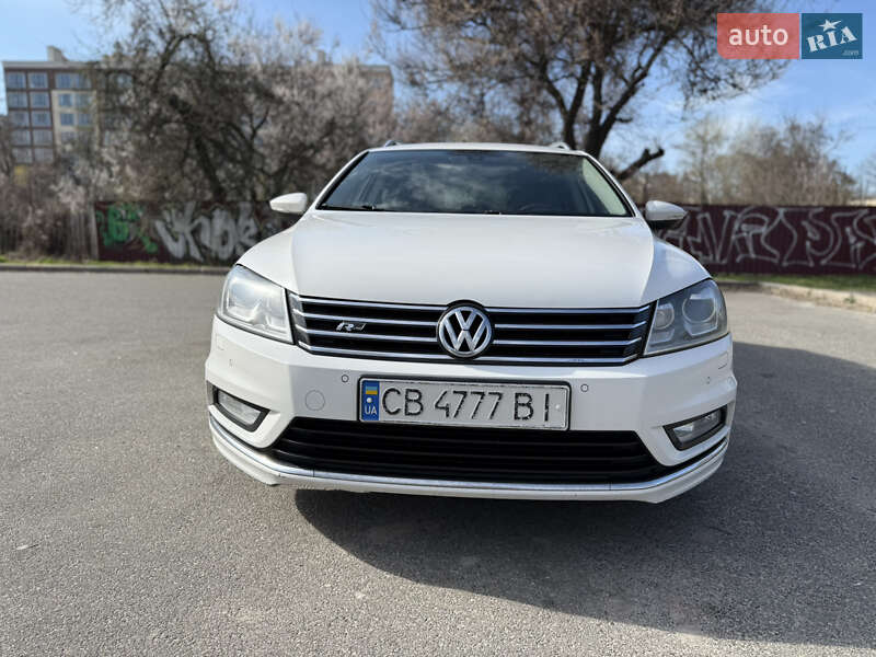 Универсал Volkswagen Passat 2012 в Чернигове