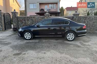 Седан Volkswagen Passat 2011 в 