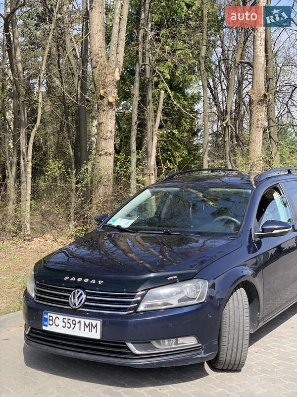 Универсал Volkswagen Passat 2010 в Львове
