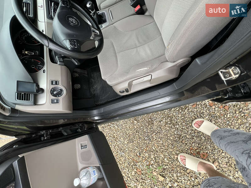 Седан Volkswagen Passat 2010 в Дрогобыче