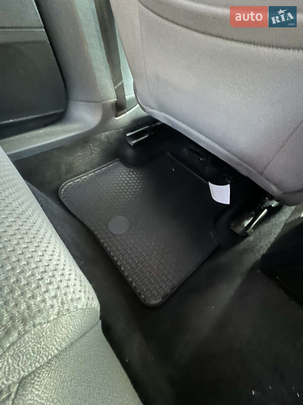 Седан Volkswagen Passat 2010 в Дрогобыче