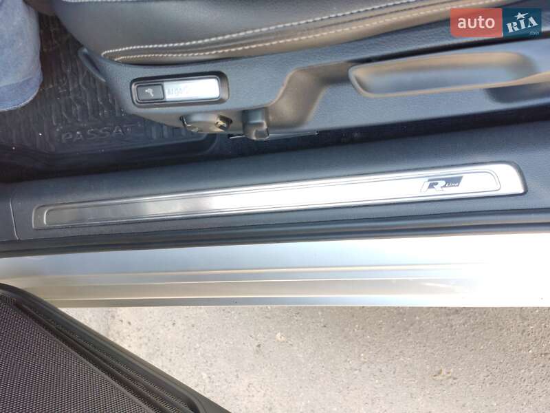Універсал Volkswagen Passat 2015 в Ковелі