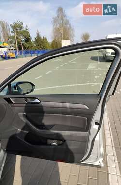 Универсал Volkswagen Passat 2015 в 