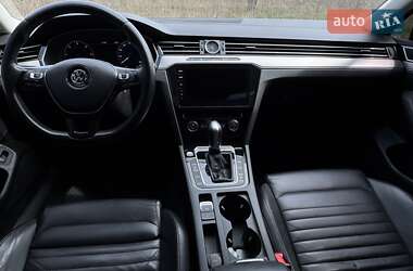 Седан Volkswagen Passat 2018 в 