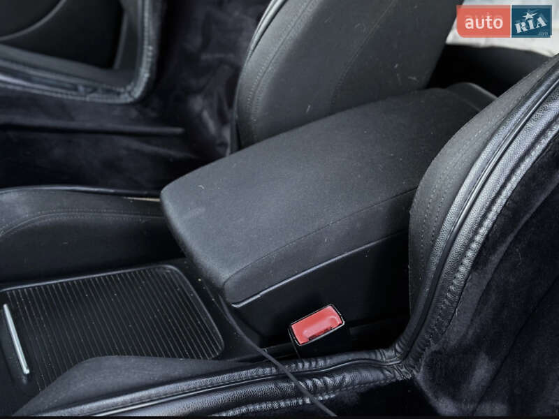Універсал Volkswagen Passat 2009 в Шептицькому