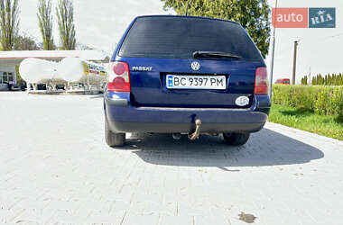 Універсал Volkswagen Passat 2000 в 