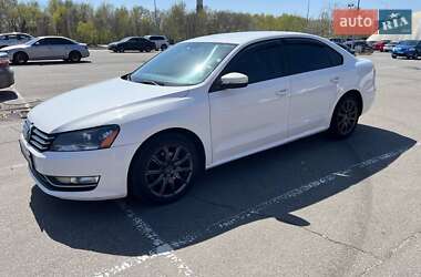 Седан Volkswagen Passat 2013 в 