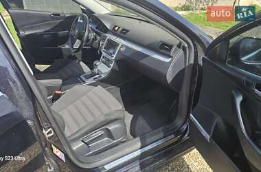 Універсал Volkswagen Passat 2010 в 