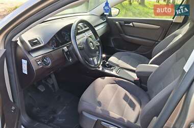 Універсал Volkswagen Passat 2013 в 