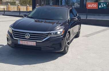 Седан Volkswagen Passat 2021 в Городке