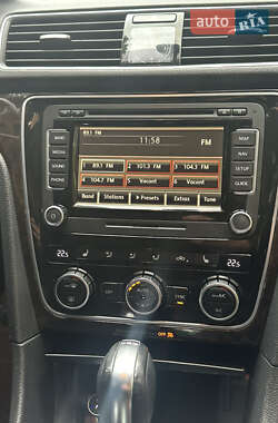 Седан Volkswagen Passat 2014 в 