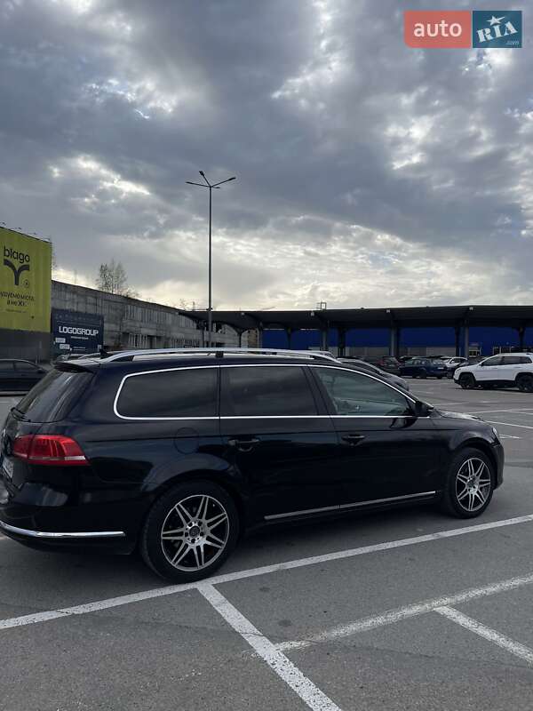 Универсал Volkswagen Passat 2012 в Ивано-Франковске фото 4 Универсал Volkswagen Passat 2012 в Ивано-Франковске