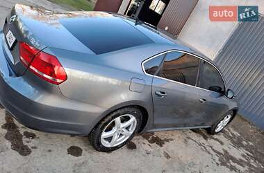 Седан Volkswagen Passat 2013 в 