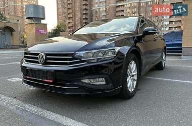 Универсал Volkswagen Passat 2019 в 