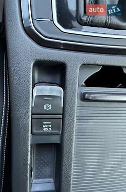 Универсал Volkswagen Passat 2019 в 