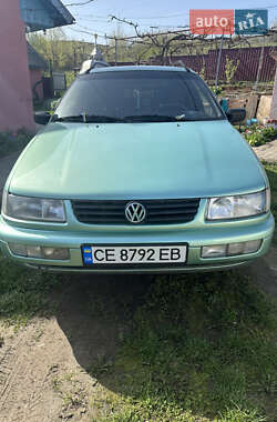 Универсал Volkswagen Passat 1994 в 