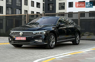 Седан Volkswagen Passat 2020 в 