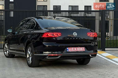 Седан Volkswagen Passat 2020 в 