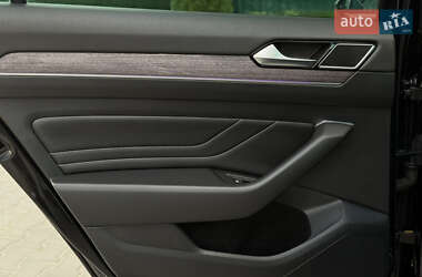 Седан Volkswagen Passat 2020 в 