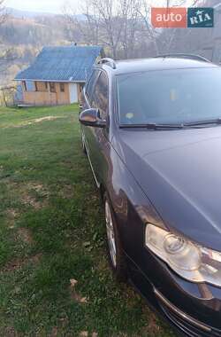 Универсал Volkswagen Passat 2005 в 