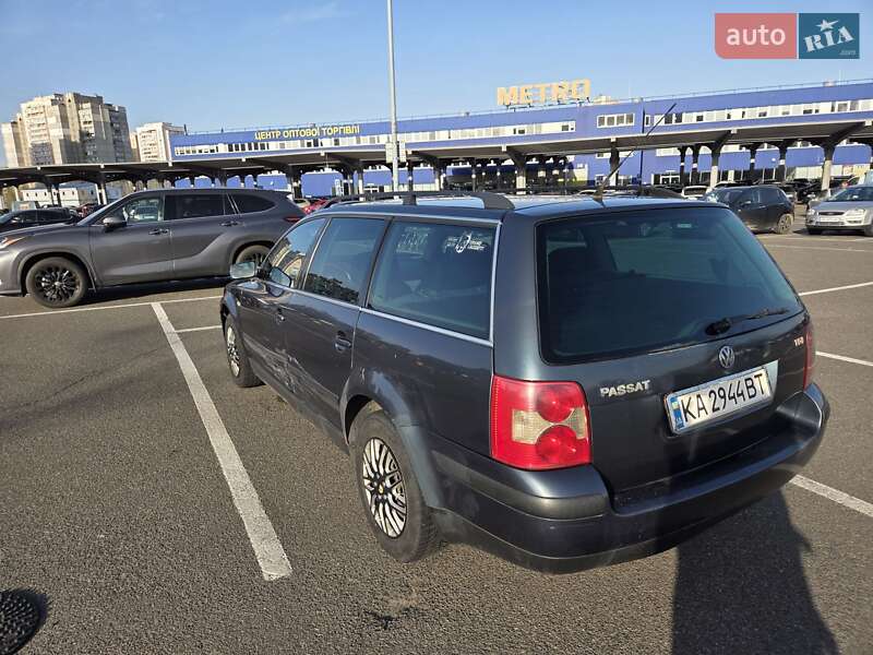 Універсал Volkswagen Passat 2002 в Києві