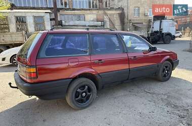 Універсал Volkswagen Passat 1989 в 