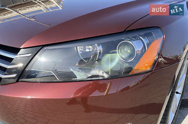 Седан Volkswagen Passat 2013 в 