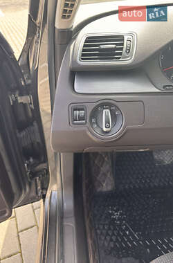 Седан Volkswagen Passat 2012 в 