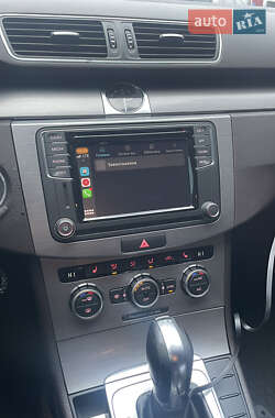 Седан Volkswagen Passat 2012 в 