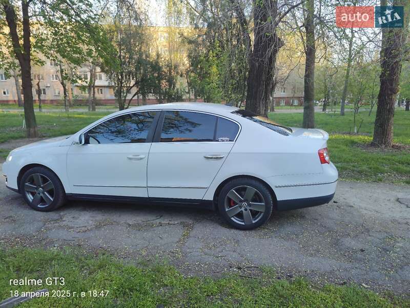 Седан Volkswagen Passat 2008 в Запорожье