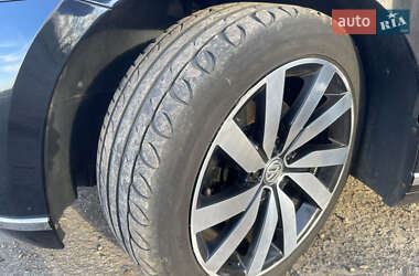 Універсал Volkswagen Passat 2015 в 