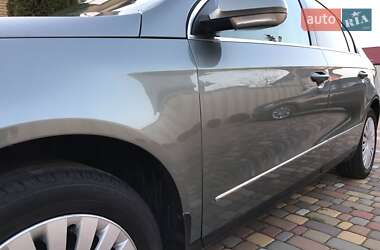 Седан Volkswagen Passat 2005 в 