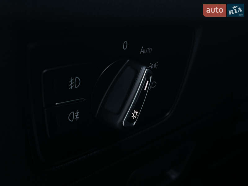 Седан Volkswagen Passat 2018 в Луцке