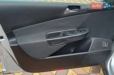 Седан Volkswagen Passat 2006 в 