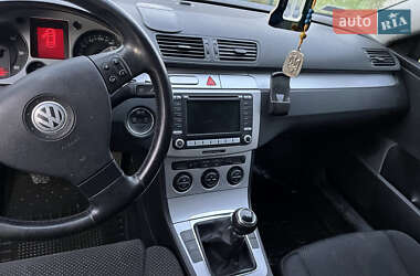 Універсал Volkswagen Passat 2007 в 