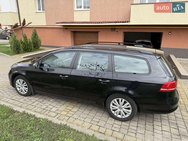 Универсал Volkswagen Passat 2012 в Радехове