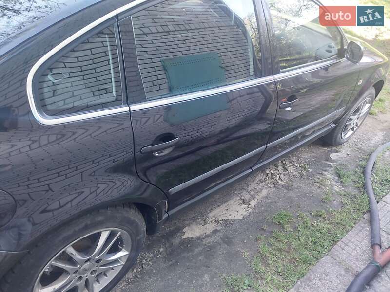 Седан Volkswagen Passat 2001 в Тлумачі