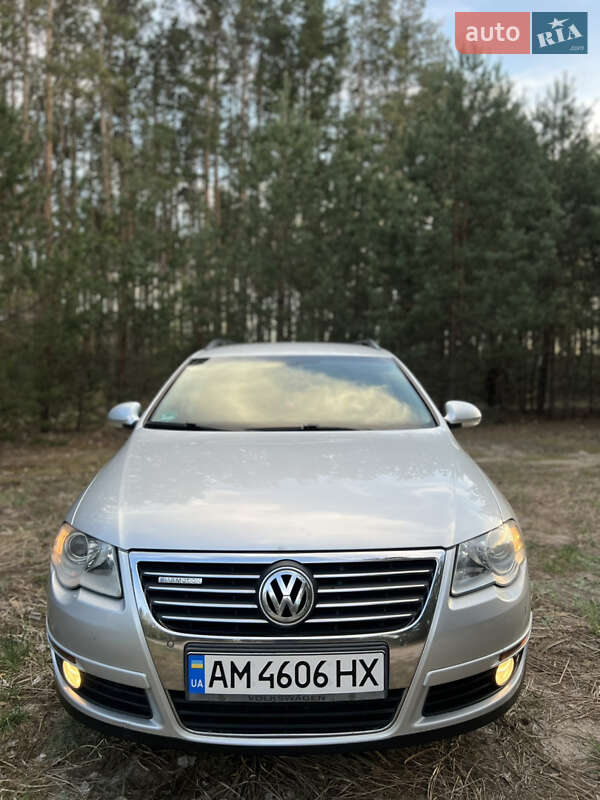Универсал Volkswagen Passat 2008 в Киеве