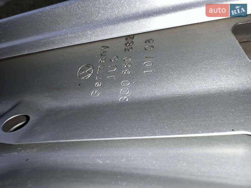 Универсал Volkswagen Passat 2008 в Киеве