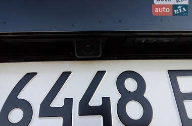 Універсал Volkswagen Passat 2012 в 