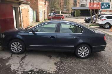 Седан Volkswagen Passat 2006 в 