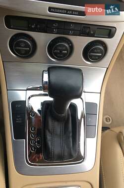 Седан Volkswagen Passat 2006 в 