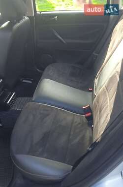 Универсал Volkswagen Passat 2000 в 