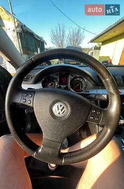 Універсал Volkswagen Passat 2008 в 